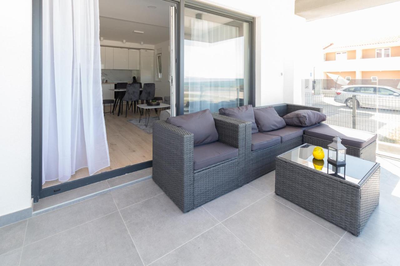Luxury Beachfront Villa Crystal Aenona - By Ta Leut Agency Nin Extérieur photo