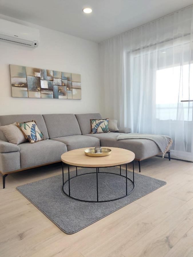Luxury Beachfront Villa Crystal Aenona - By Ta Leut Agency Nin Extérieur photo